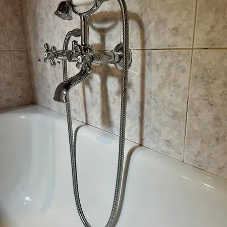 Old Town Nona - Balcony, Garden And Free Parking דירה *