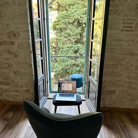 Old Town Nona - Balcony, Garden And Free Parking Apartment