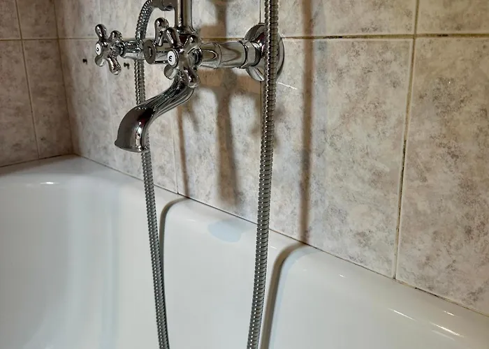 Old Town Nona - Balcony, Garden And Free Parking Apartment *