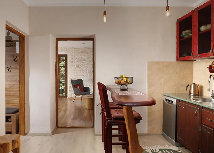 Apartment Old Town Nona - Balcony, Garden And Free Parking